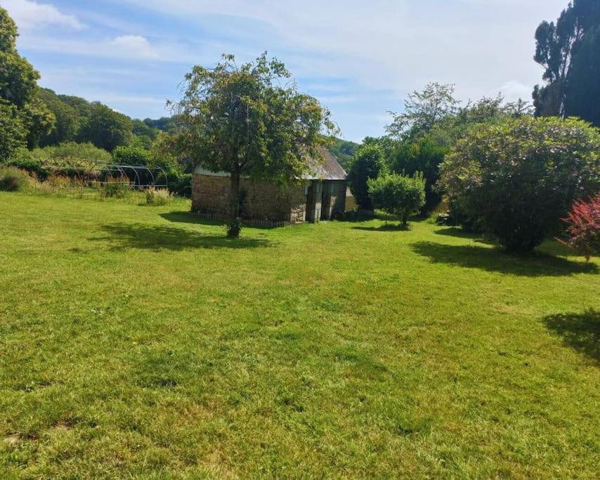 Maison En Pierre Au Milieu Du Bocage Coulouvray-Boisbenâtre Dış mekan fotoğraf